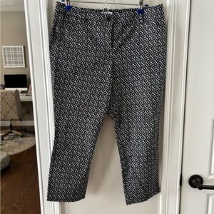 New York & Company Women’s Geometric Black and White Crop Pants